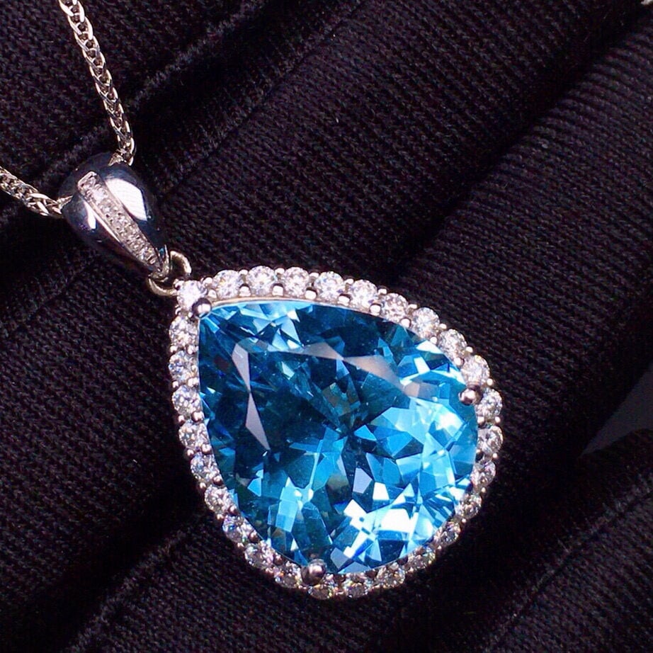 14k Gold 14.9 Ct Natural Topaz & Diamond Pendant( Without Chain ) - 4