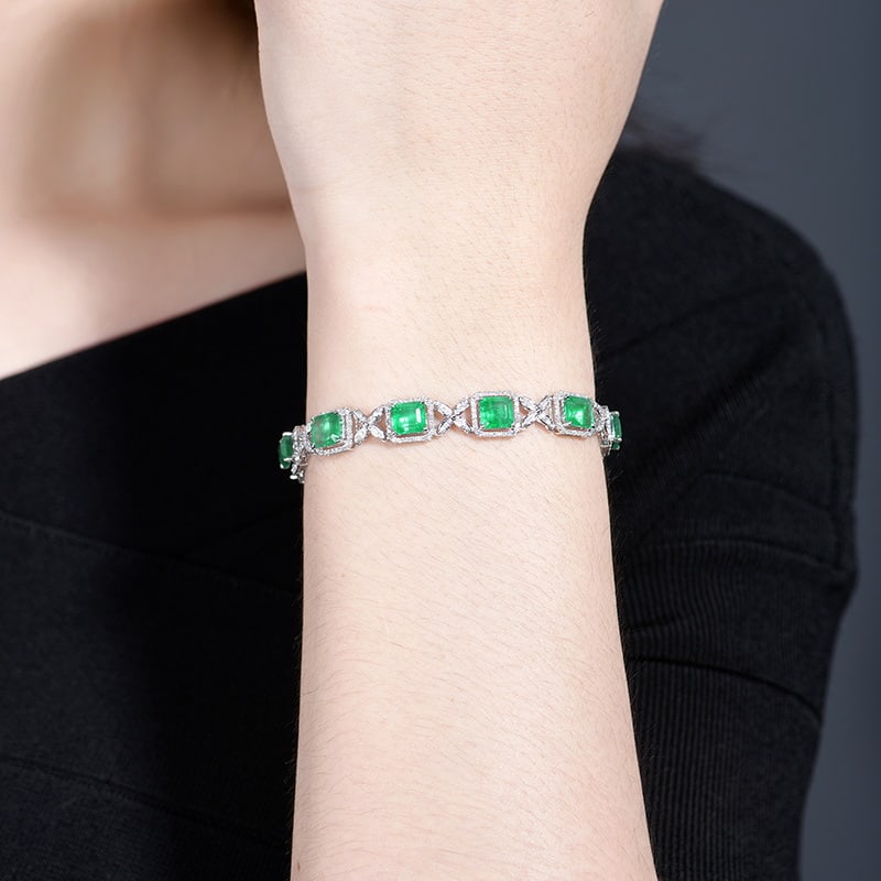 14k Gold 9.05 Ctw Natural Emerald & Diamond Bracelet - 3