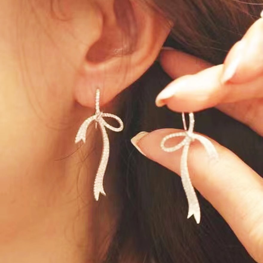 14k Gold 0.88 Ct Natural H Diamond Earrings - 4