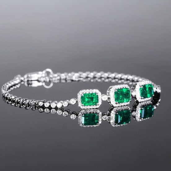 14k Gold 2.14 Ctw Vivid Green Natural Emerald & Diamond Bracelet - 4