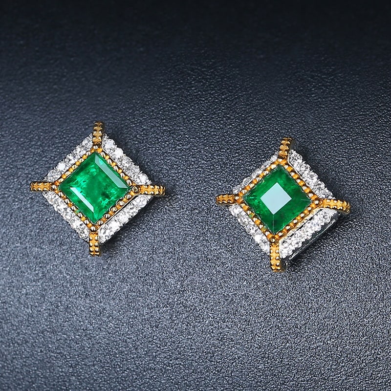 14k Gold 0.7 Ctw Vivid Green Natural Emerald & Diamond Earrings: Ref:230939097 // gold content:14k gold // main gemstone:emerald // shape:square // carat weight:0. 6ct // color:vivid green // treatment:natural // // adjacent gemstone 2 : diamond // number of