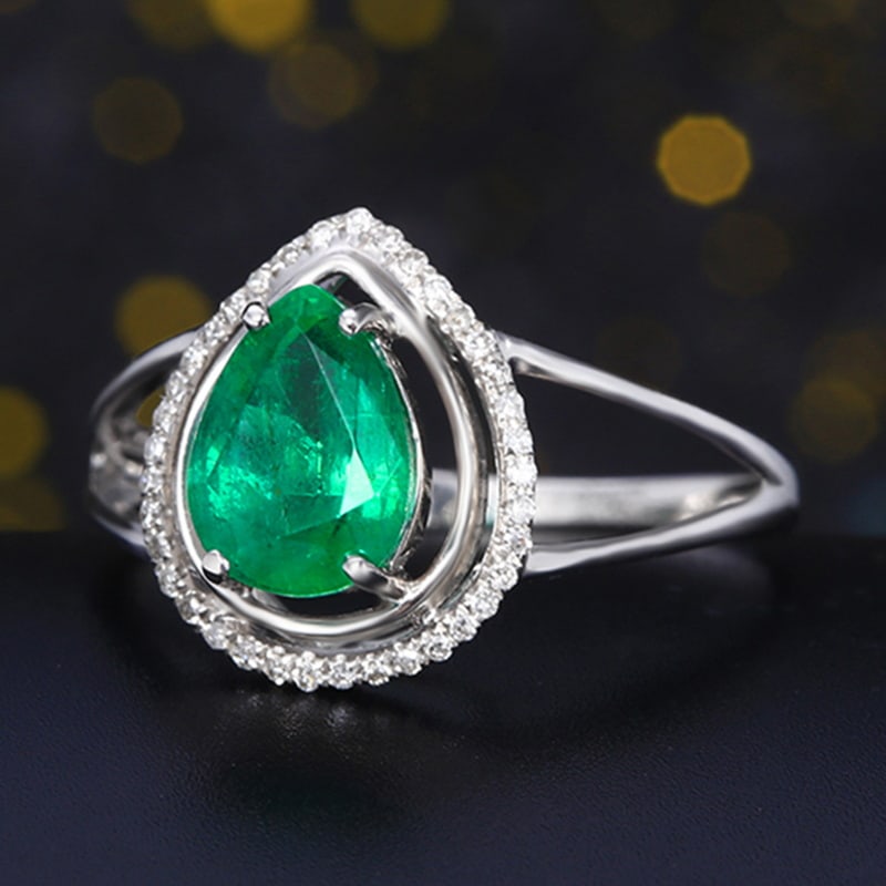 14k Gold 1.85 Ctw Vivid Green Natural Emerald & Diamond Ring - 2