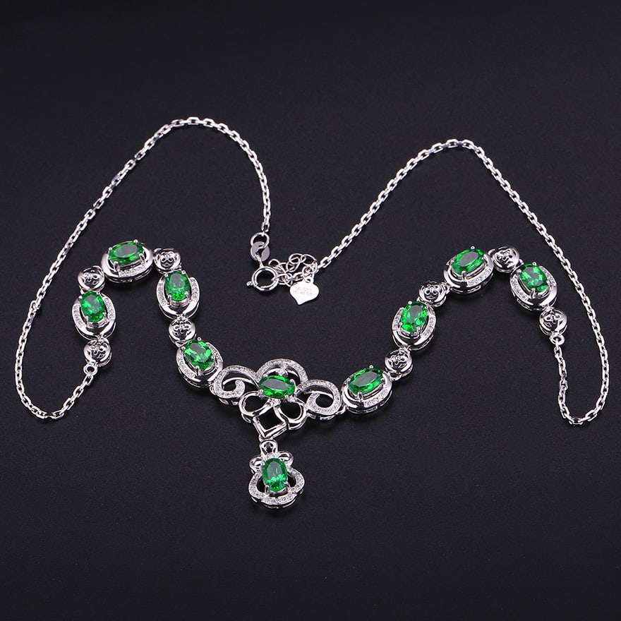 14k Gold 6.47 Ctw Vivid Green Natural Tsavorite & Diamond Necklace - 2