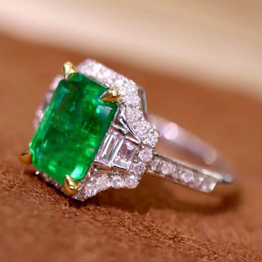 14k Gold 1.99 Ctw Vivid Green Natural Emerald & Diamond Ring - 4