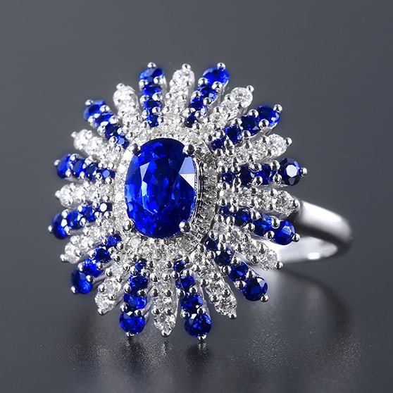 14k Gold 2.26 Ctw Vivid Blue Natural Sapphire & Diamond Ring - 4