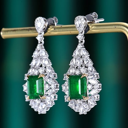 14k Gold 4.46 Ctw Vivid Green Natural Emerald & Diamond Earrings - 3