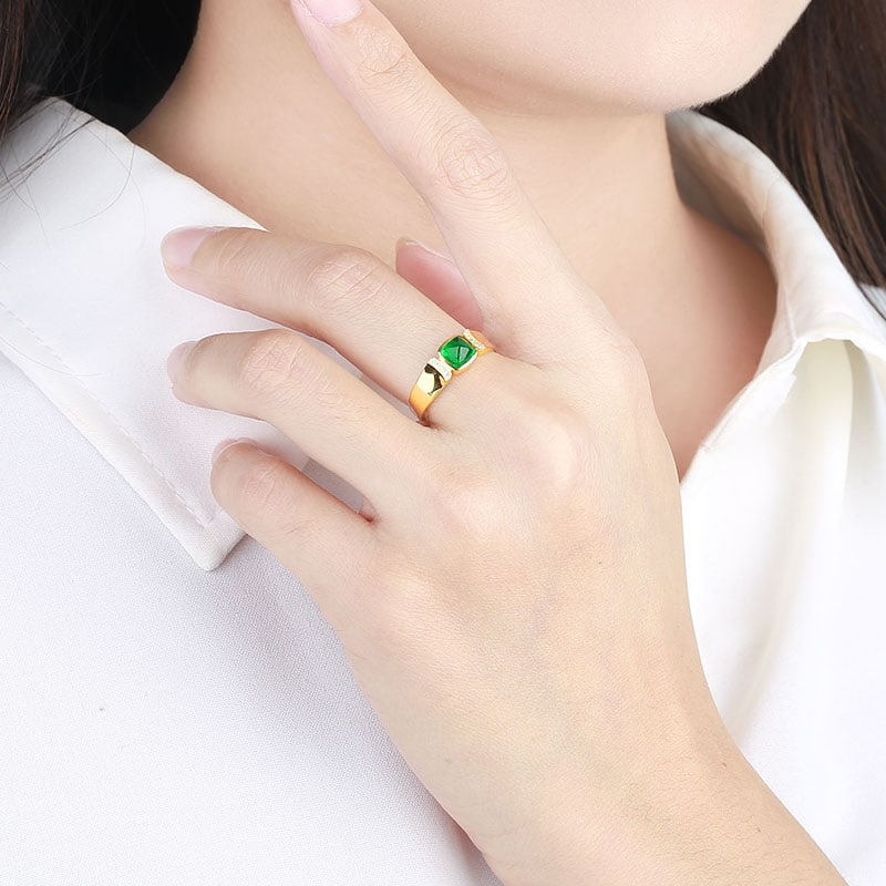 14k Gold 0.89 Ctw Vivid Green Natural Emerald & Diamond Ring - 3