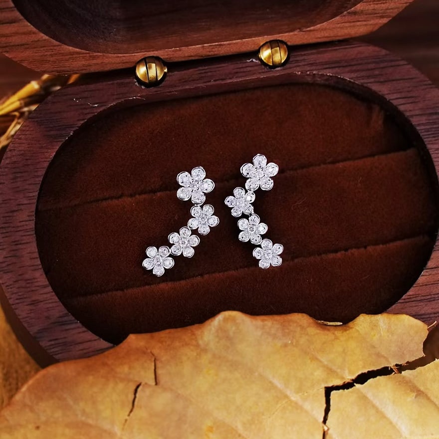 14k Gold 0.26 Ct Natural H Diamond & Flowers Earrings - 5