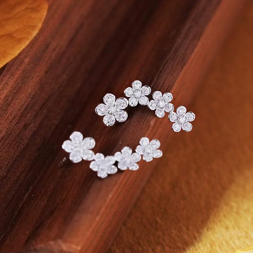 14k Gold 0.26 Ct Natural H Diamond & Flowers Earrings - 9