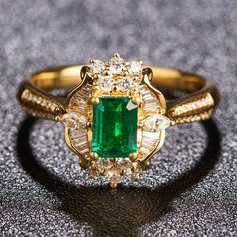 14k Gold 0.91 Ctw Vivid Green Natural Emerald & Diamond Ring (1 of 6)