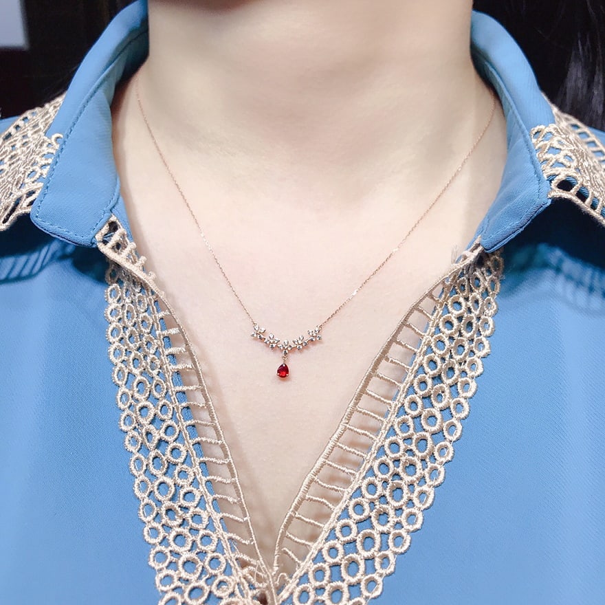 14k Gold 0.25 Ctw Natural Ruby & Diamond Necklace - 3