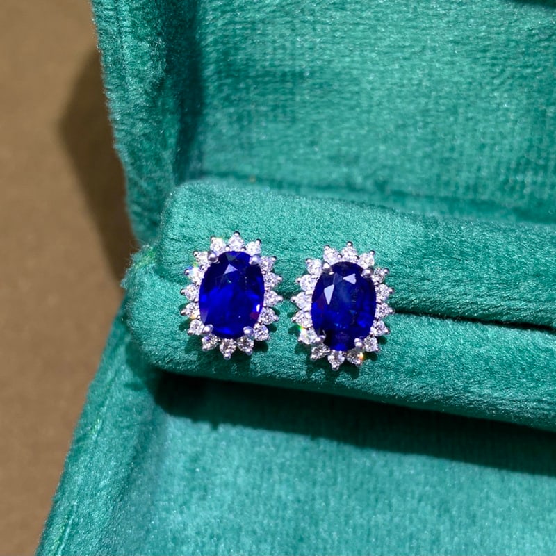 14k Gold 2.11 Ctw Vivid Blue Natural Sapphire & Diamond Earrings - 4
