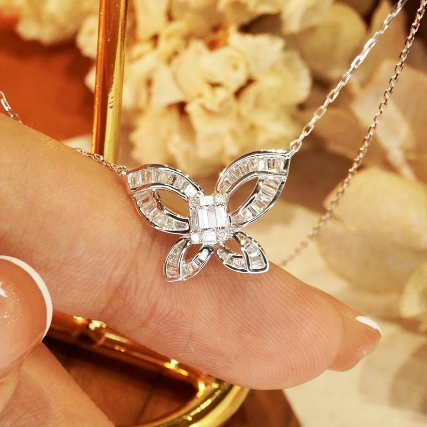 14k Gold 0.45 Ct Natural H Diamond & Butterfly Necklace - 4
