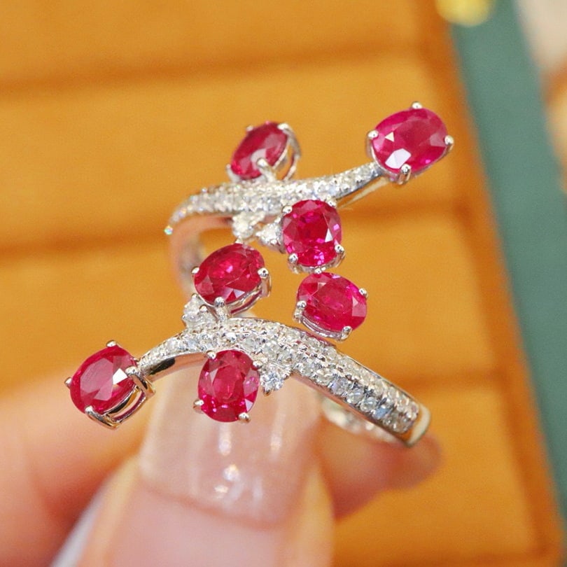 14k Gold 2.43 Ctw Natural Ruby & Diamond Ring - 3