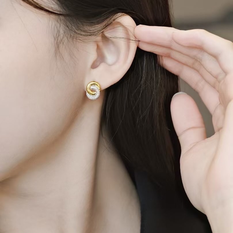 14k Gold 0.6 Ct Natural H Diamond Earrings - 2