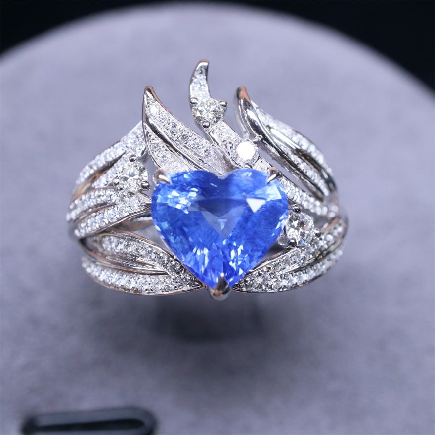 14k Gold 2.53 Ctw Natural Sapphire & Diamond Ring: Ref:230940027 // gold content:14k gold // ring size:7. 25us // // main gemstone:sapphire // shape:heart // carat weight:2. 19ct // color:cornflower blue // treatment:natural // // adjacent