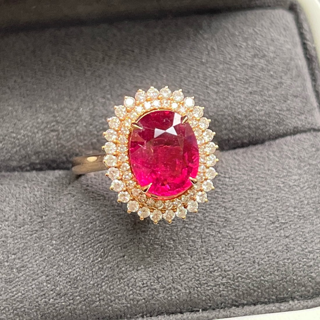 14k Gold 3.81 Ctw Natural Tourmaline & Diamond Ring/pendant( Without Chain ): Ref:230940047 // gold content:14k gold // ring size:7. 25us // // main gemstone:tourmaline // shape:oval // carat weight:3. 2ct // color:red // treatment:natural // // adjacent gemstone 2 :