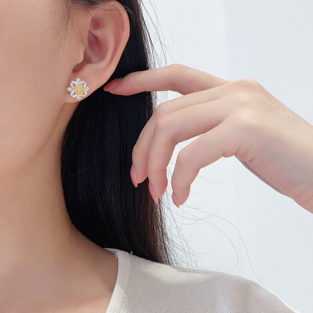 14k Gold 0.62 Ctw Natural Yellow Diamond & Diamond Earrings - 4