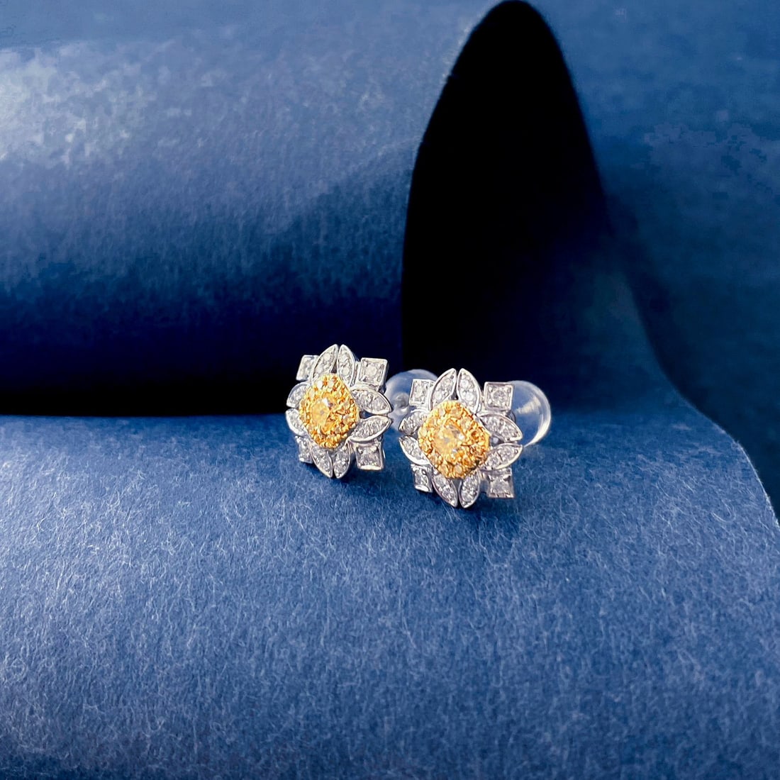 14k Gold 0.62 Ctw Natural Yellow Diamond & Diamond Earrings - 6