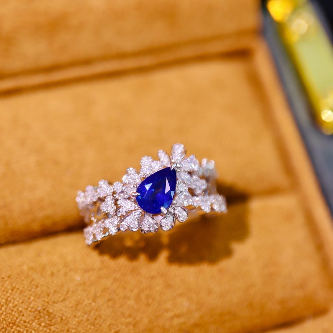 14k Gold 1.01 Ctw Natural Sapphire & Diamond Ring: Ref:230940052 // gold content:14k gold // ring size:7. 25us // // main gemstone:sapphire // shape:pear // carat weight:0. 66ct // color:royal blue // treatment:natural // // adjacent gemstone 2 :