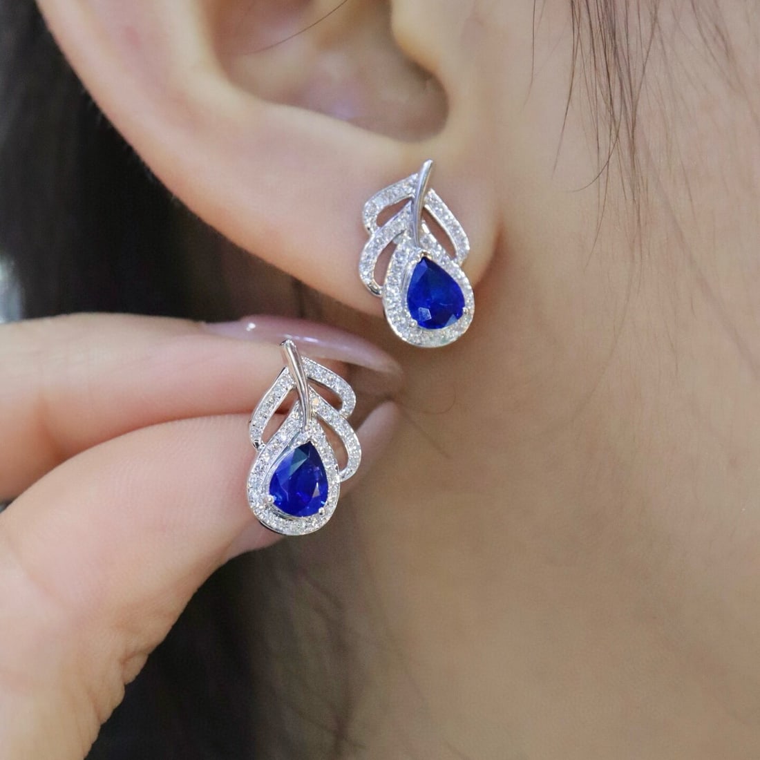 14k Gold 1.52 Ctw Natural Sapphire & Diamond Earrings - 5