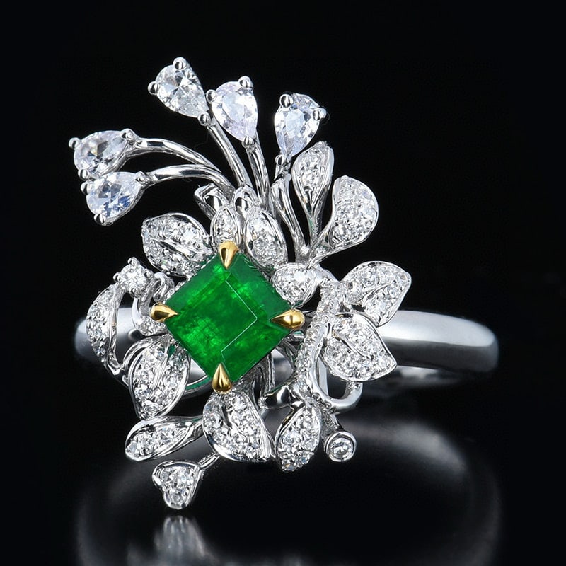 14k Gold 0.95 Ctw Vivid Green Natural Emerald & Diamond Ring - 2