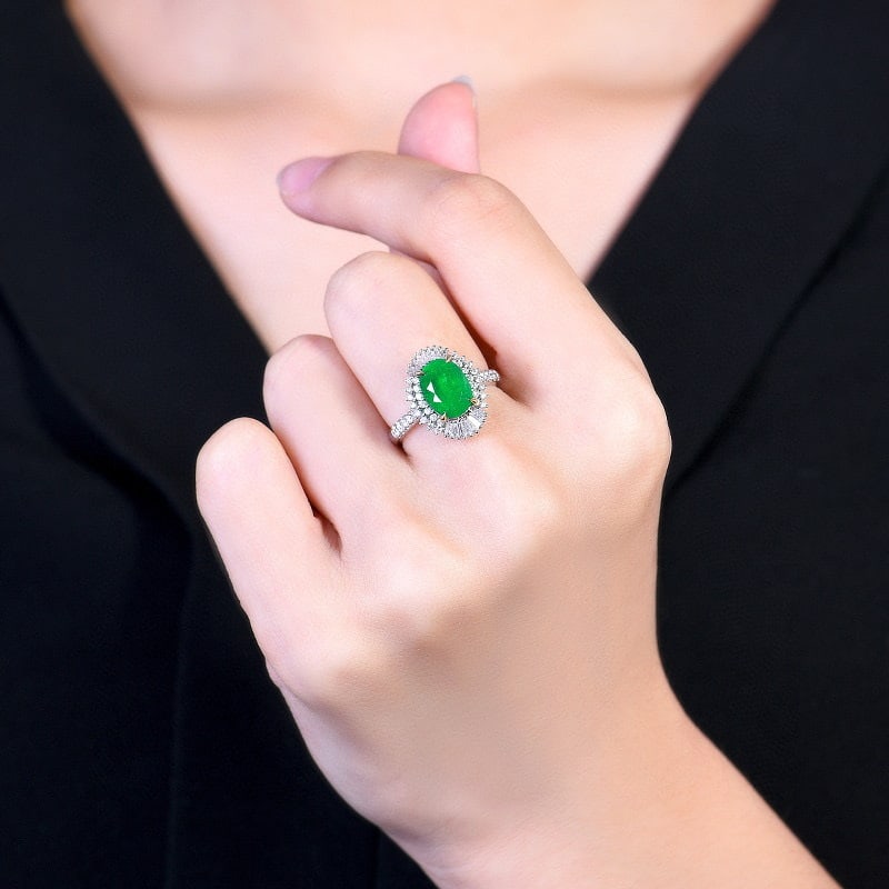 14k Gold 3.38 Ctw Vivid Green Natural Emerald & Diamond Ring - 6