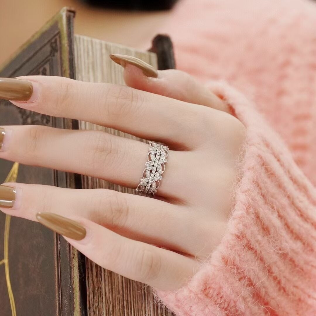 14k Gold 0.85 Ct Natural H Diamond Ring - 4