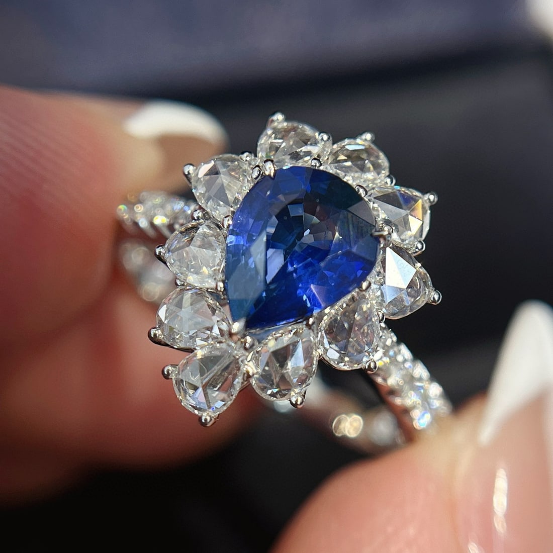 14k Gold 2.34 Ctw Vivid Blue Natural Sapphire & Diamond Ring - 6