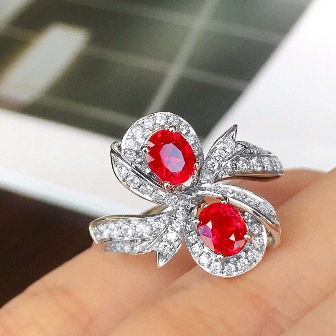 14k Gold 1.76 Ctw Vivid Red Natural Ruby & Diamond Ring - 2