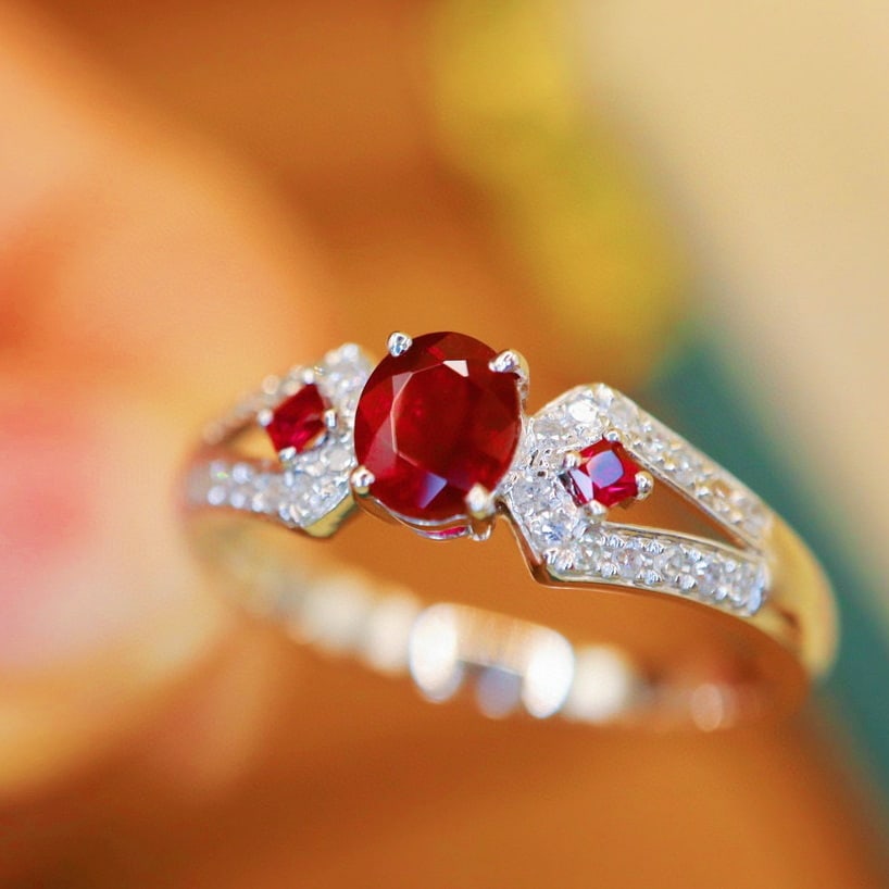 14k Gold 0.69 Ctw Vivid Red Natural Ruby & Diamond Ring - 3