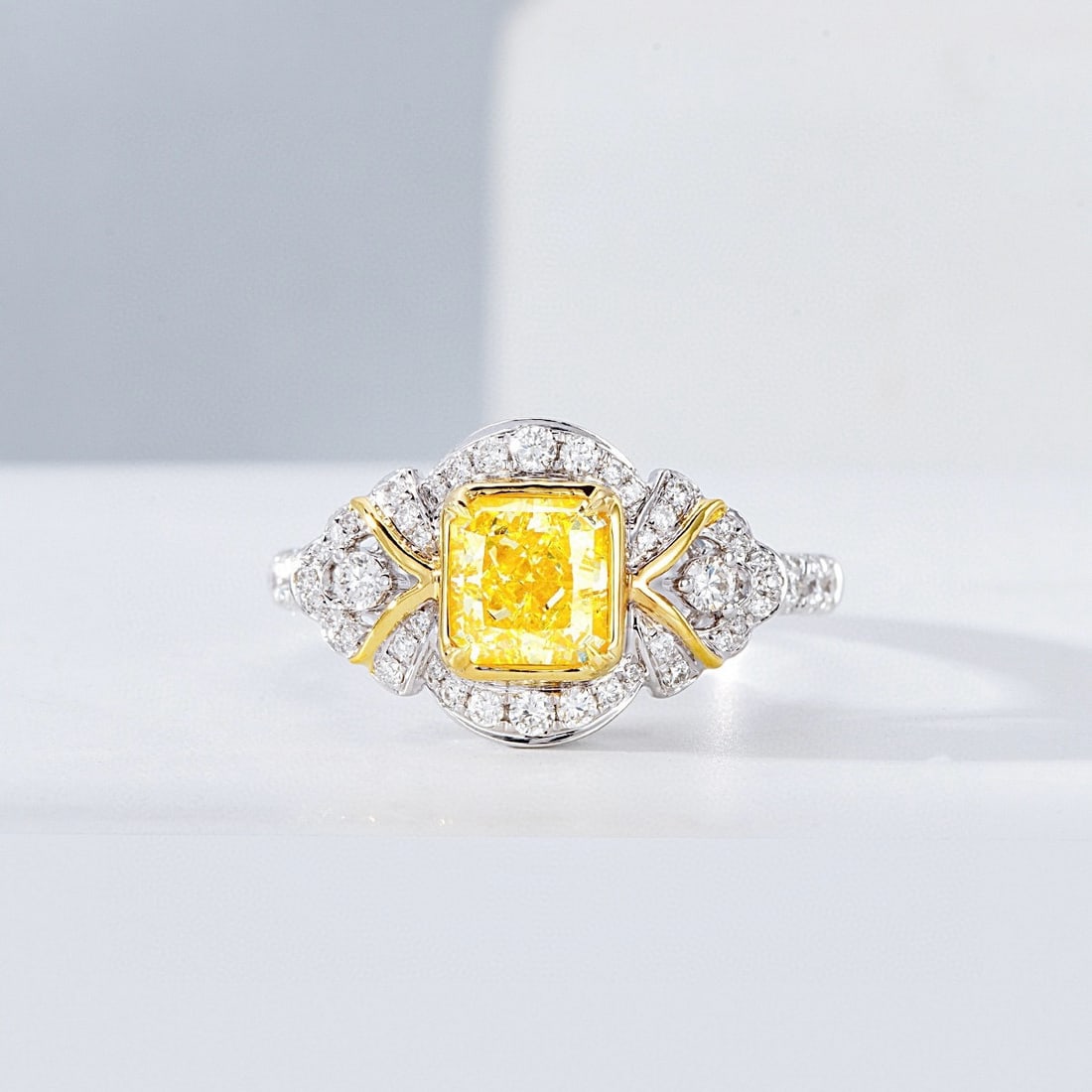 14k Gold 1.43 Ctw Natural Yellow Diamond & Diamond Ring: Ref:230940116 // gold content:14k gold // ring size:7. 25us // // main gemstone:yellow diamond // shape:cushion // carat weight:1. 01ct // color:yellow // treatment:natural // // adjacent gemstone 2 :