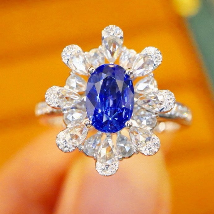 14k Gold 1.63 Ctw Natural Sapphire & Diamond Ring: Ref:230940124 // gold content:14k gold // ring size:7. 25us // // main gemstone:sapphire // shape:oval // carat weight:1. 05ct // color:royal blue // treatment:natural // // adjacent gemstone 2 :