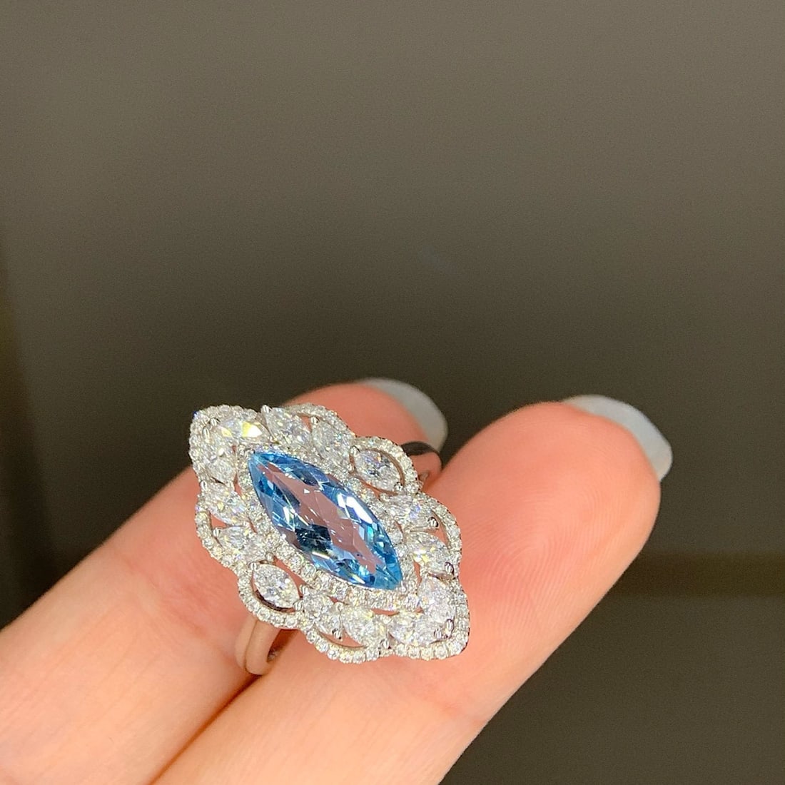 14k Gold 2.82 Ctw Natural Aquamarine & Diamond Ring - 2