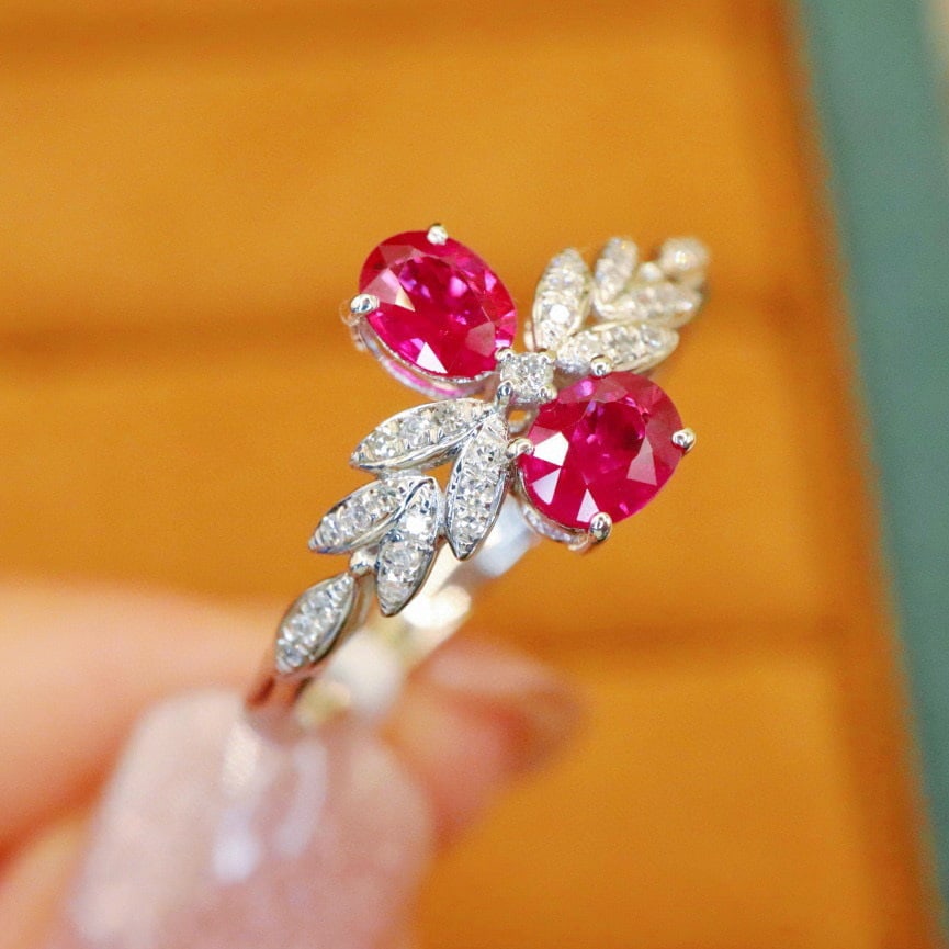 14k Gold 0.7 Ctw Natural Ruby & Diamond Ring - 3