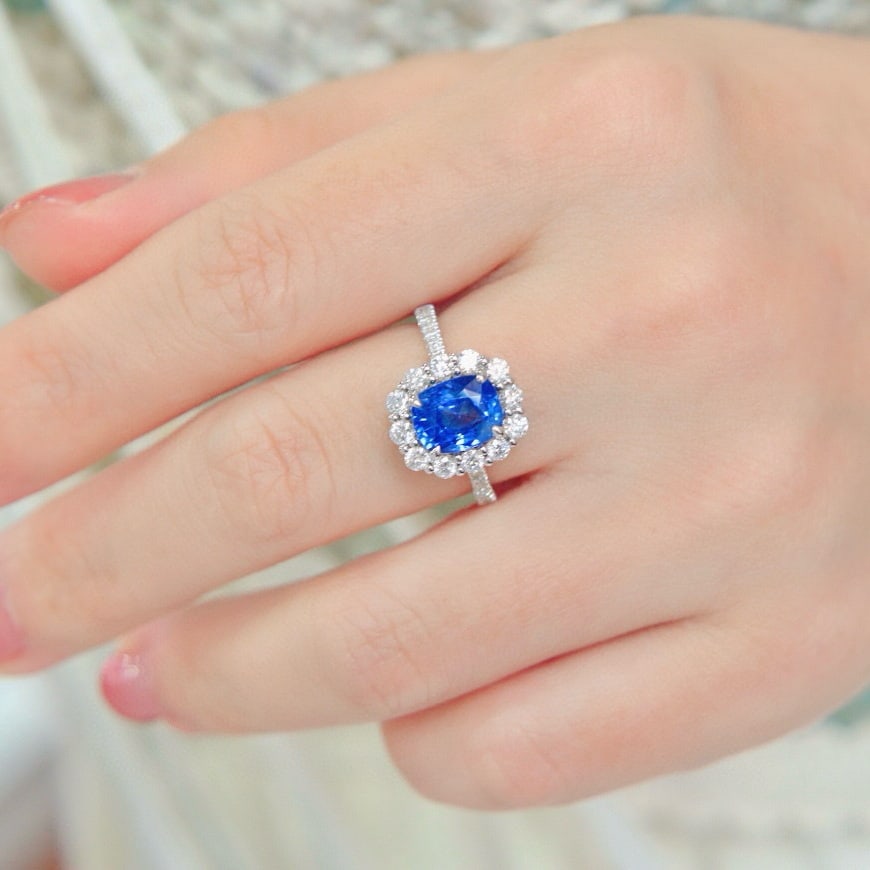 14k Gold 3.91 Ctw Natural Sapphire & Diamond Ring - 5