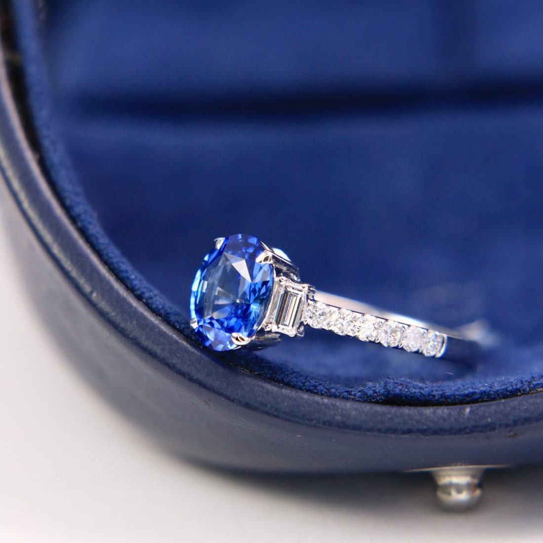 14k Gold 2.01 Ctw Natural Sapphire & Diamond Ring - 3