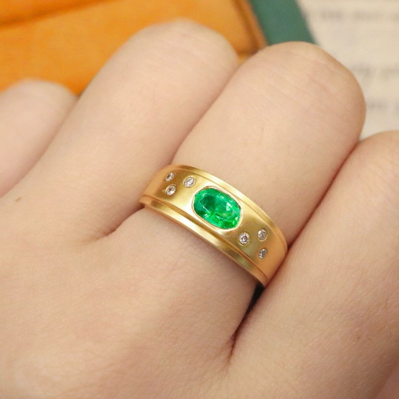 14k Gold 0.54 Ctw Natural Emerald & Diamond Ring - 6