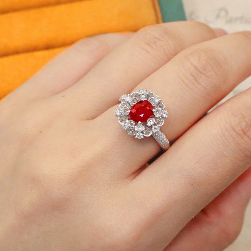 14k Gold 1.82 Ctw Natural Ruby & Diamond Ring - 5