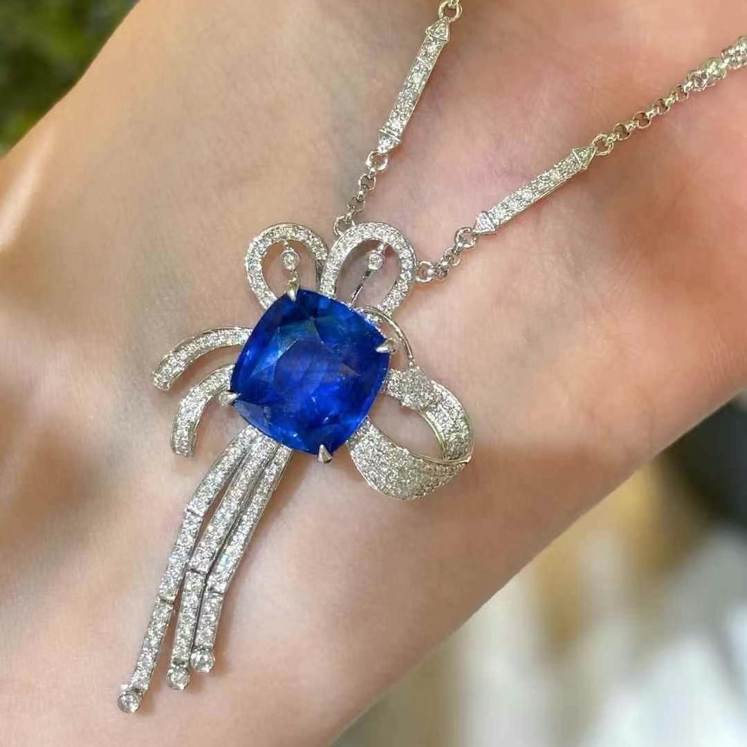 14k Gold 6.6 Ct Natural Sapphire & Diamond Necklace - 4