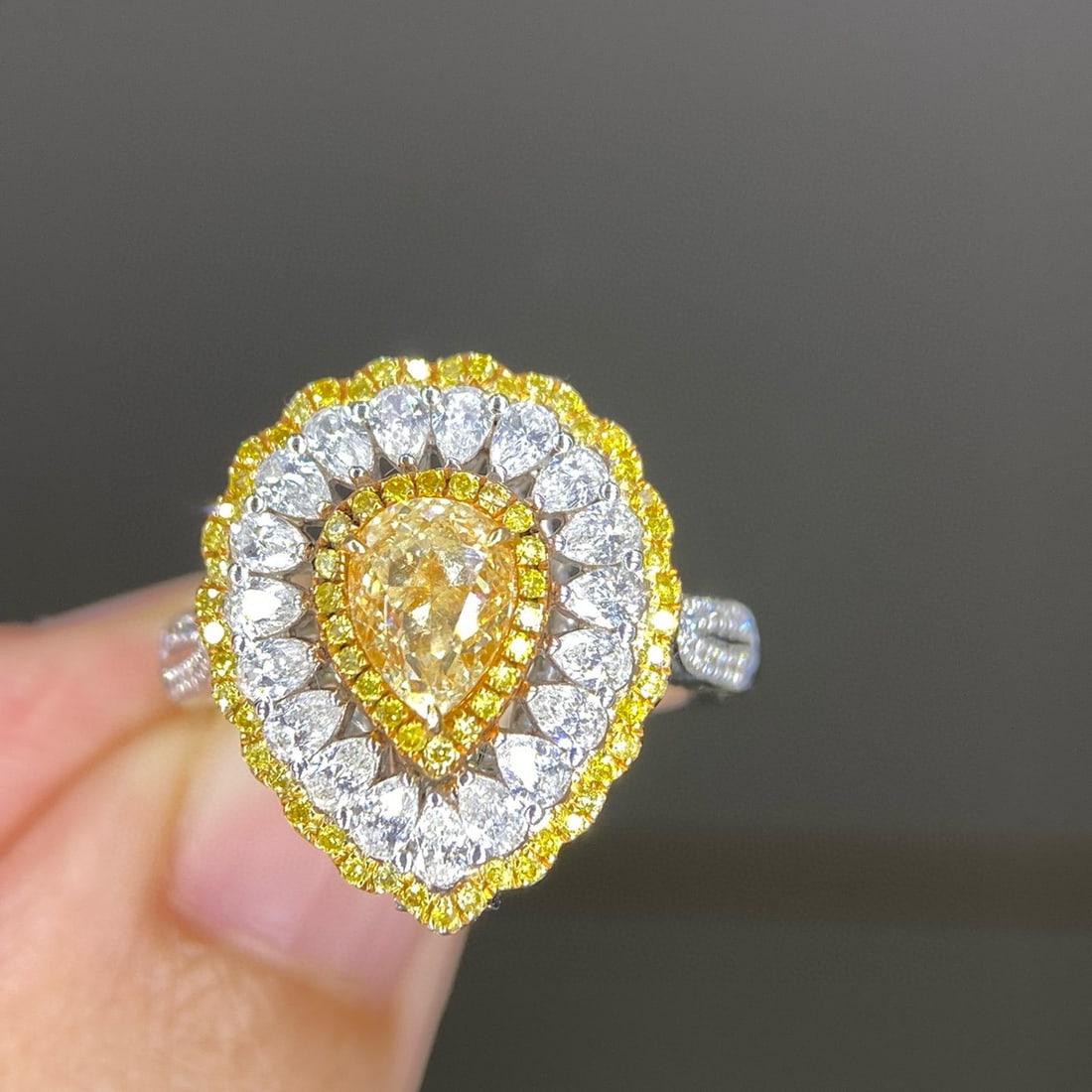 14k Gold 2.23 Ctw Natural Yellow Diamond & Diamond Ring/pendant( Without Chain ): Ref:230940219 // gold content:14k gold // ring size:7. 25us // // main gemstone:yellow diamond // shape:pear // carat weight:1. 00ct // color:yellow // treatment:natural // // adjacent gemstone 2 : di