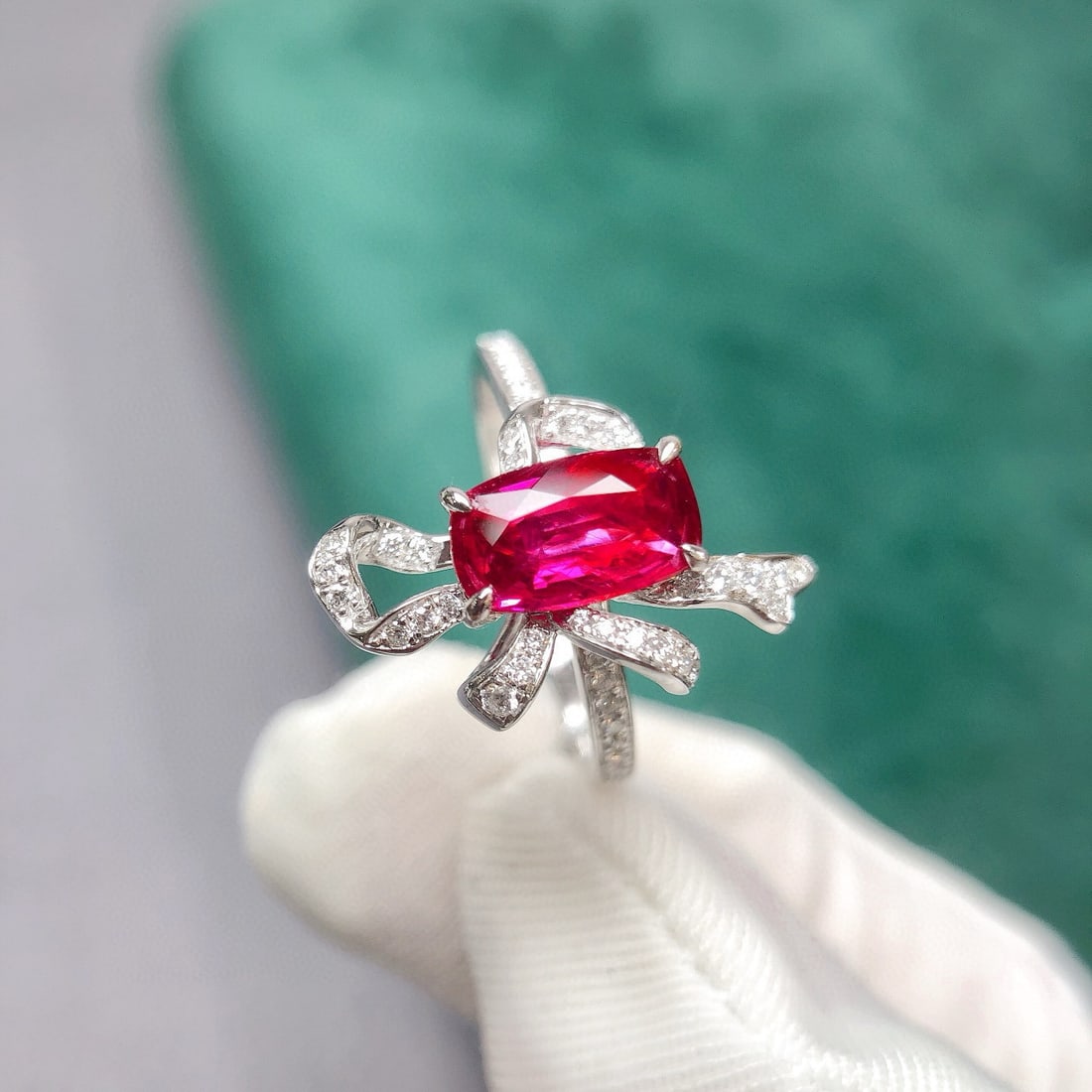 14k Gold 1.33 Ctw Natural Ruby & Diamond Ring - 2