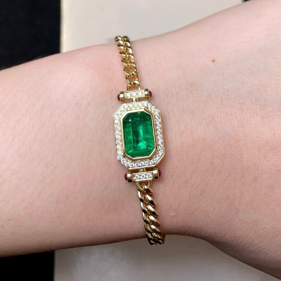 14k Gold 3.26 Ctw Vivid Green Natural Emerald & Diamond Bracelet - 4