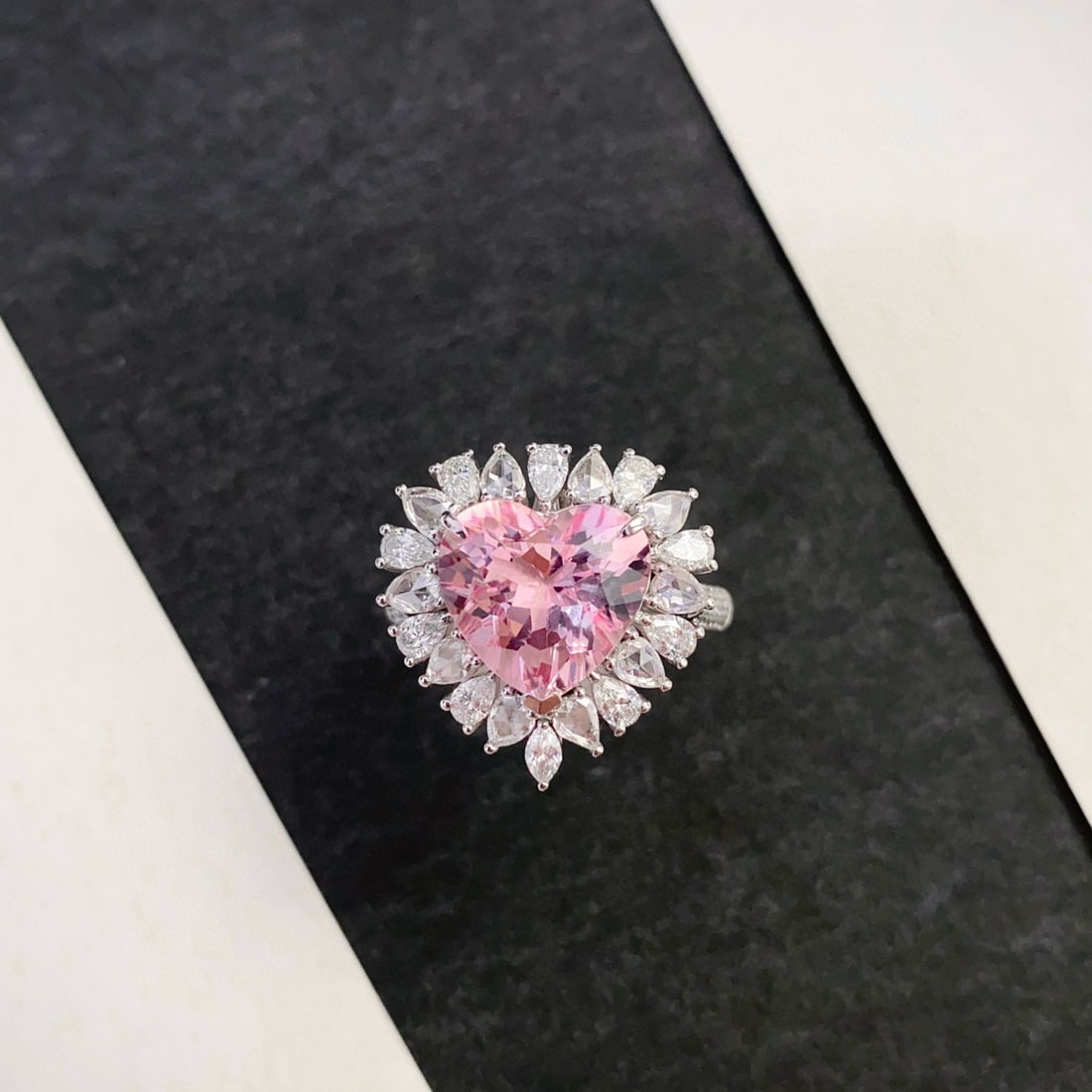 14k Gold 5.54 Ctw Natural Morganite & Diamond Ring/pendant( Without Chain ): Ref:230940263 // gold content:14k gold // ring size:7. 25us // // main gemstone:morganite // shape:heart // carat weight:4. 14ct // color:cherry blossom color // treatment:natural // // adjacent gemst