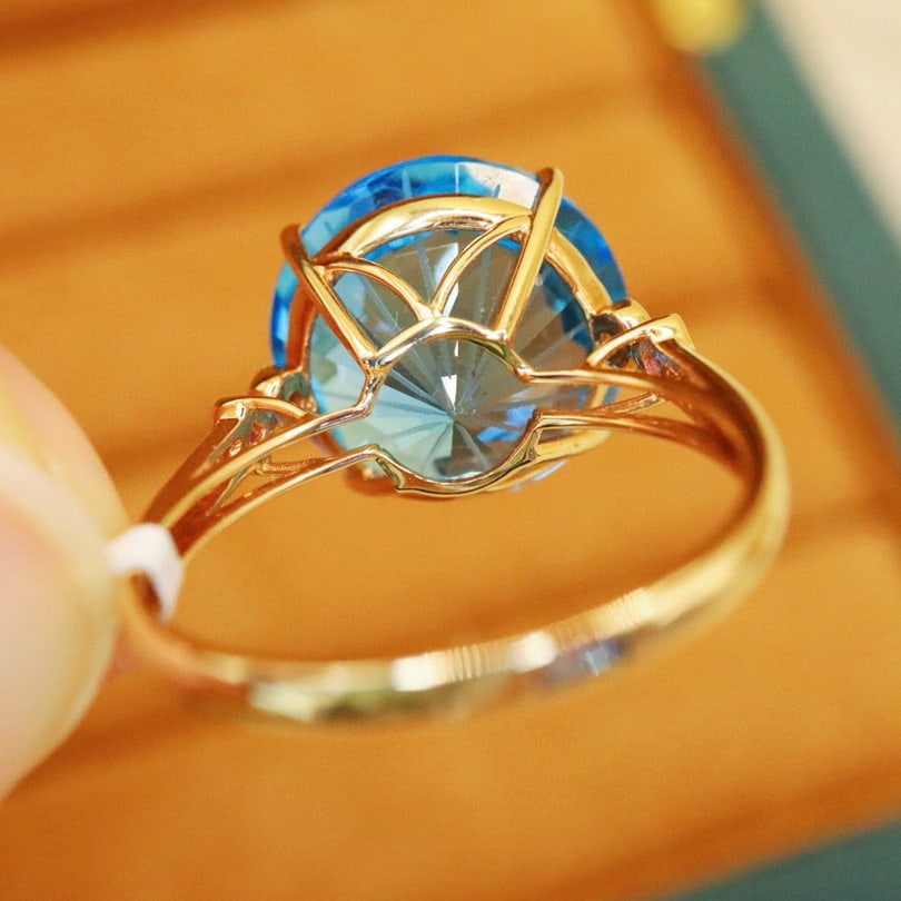 14k Gold 11.90 Ctw Natural Topaz & Diamond Ring - 5