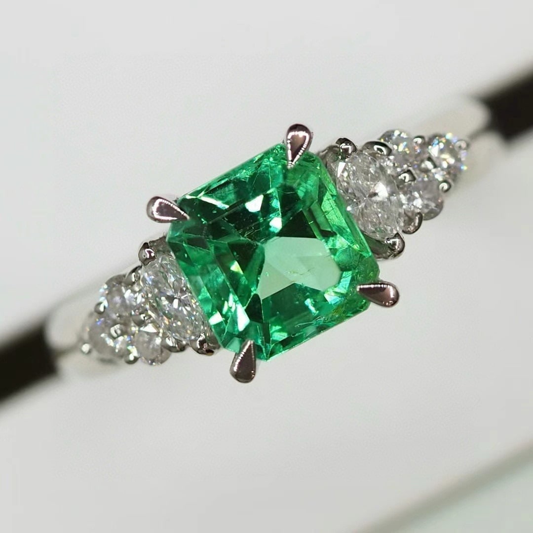 14k Gold 2.09 Ctw Natural Emerald & Diamond Ring - 6