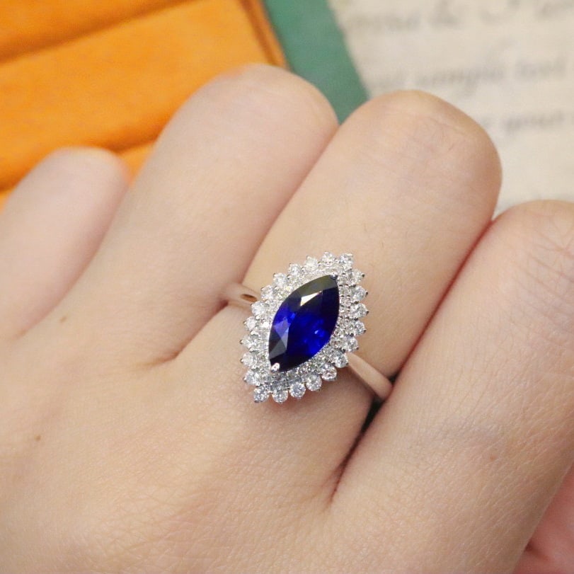 14k Gold 1.99 Ctw Natural Sapphire & Diamond Ring - 5