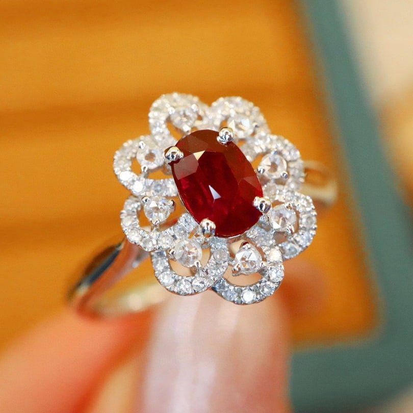 14k Gold 1.07 Ctw Natural Ruby & Diamond Ring - 2