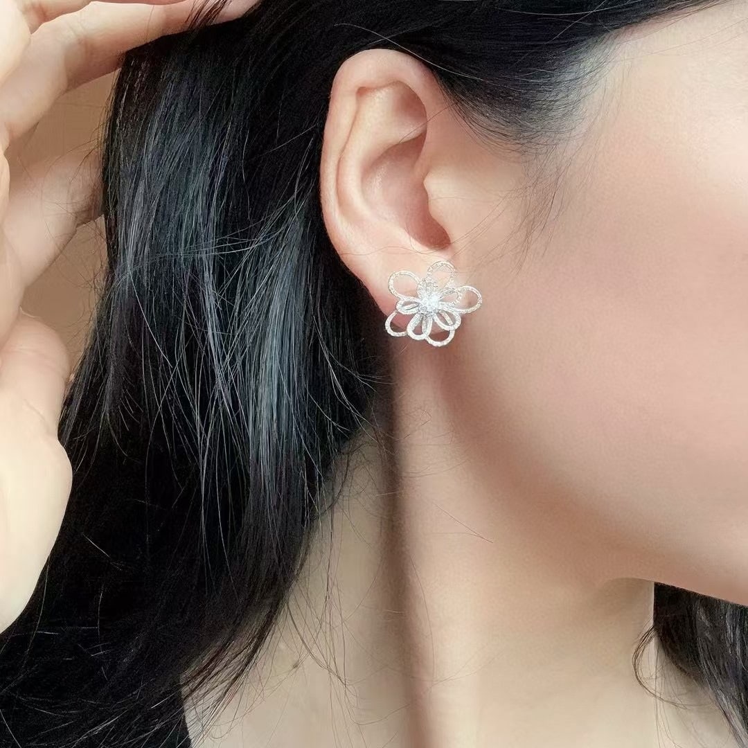 14k Gold 0.76 Ct Natural H Diamond & Flowers Earrings - 4