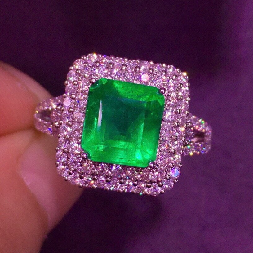 14k Gold 2.65 Ct Vivid Green Natural Emerald & Diamond Ring - 3